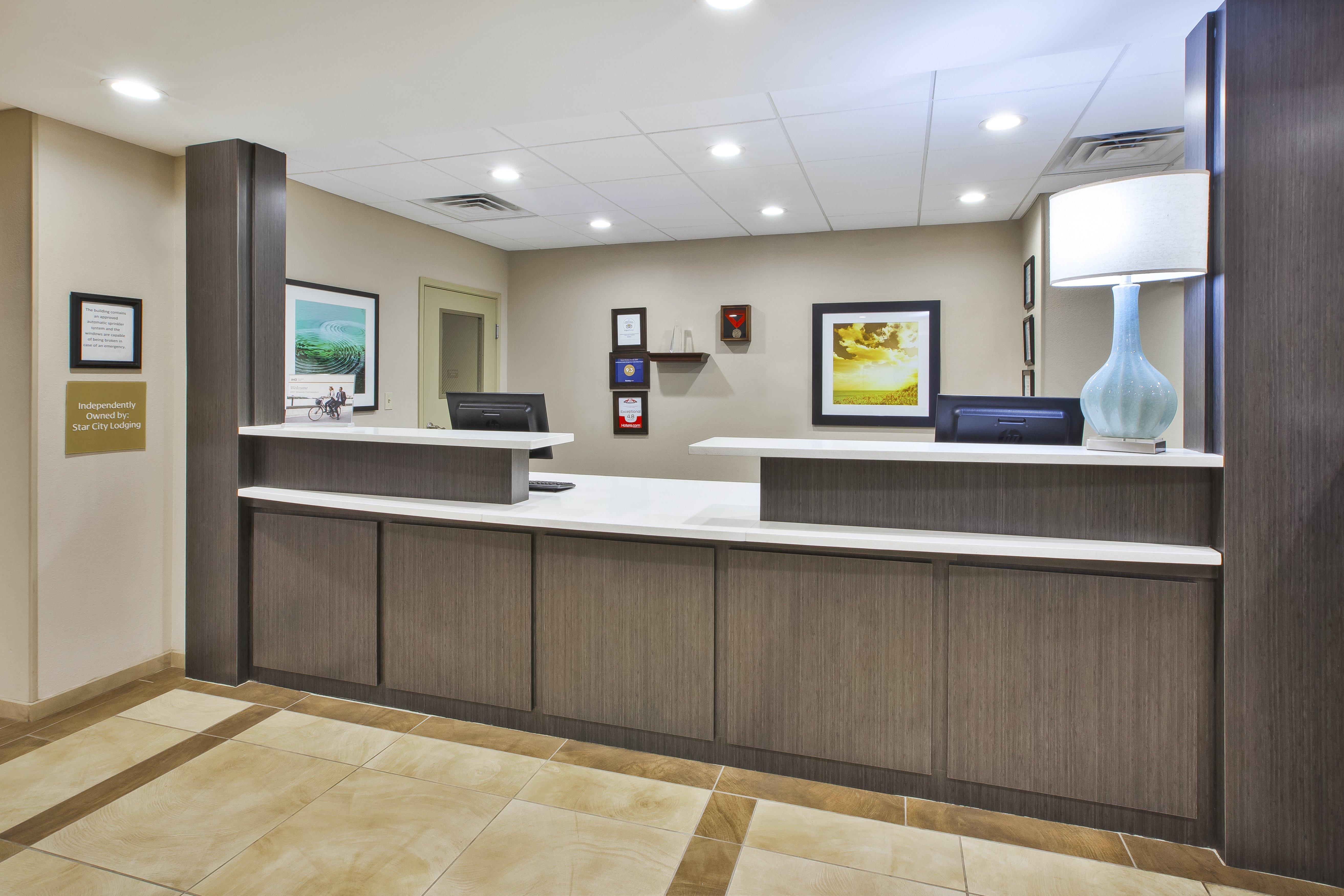 Candlewood Suites Morgantown-Univ West Virginia By Ihg Westover Экстерьер фото