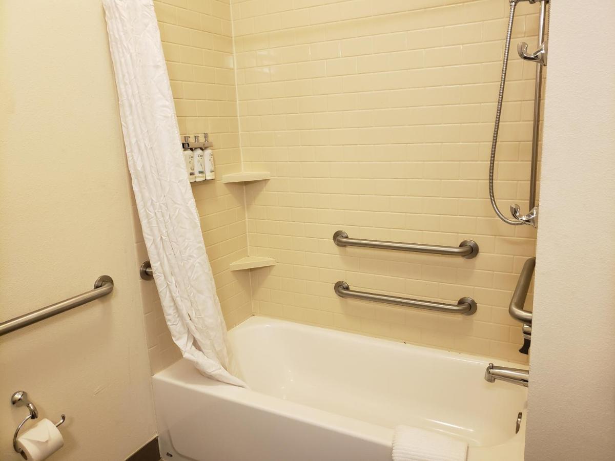 Candlewood Suites Morgantown-Univ West Virginia By Ihg Westover Экстерьер фото