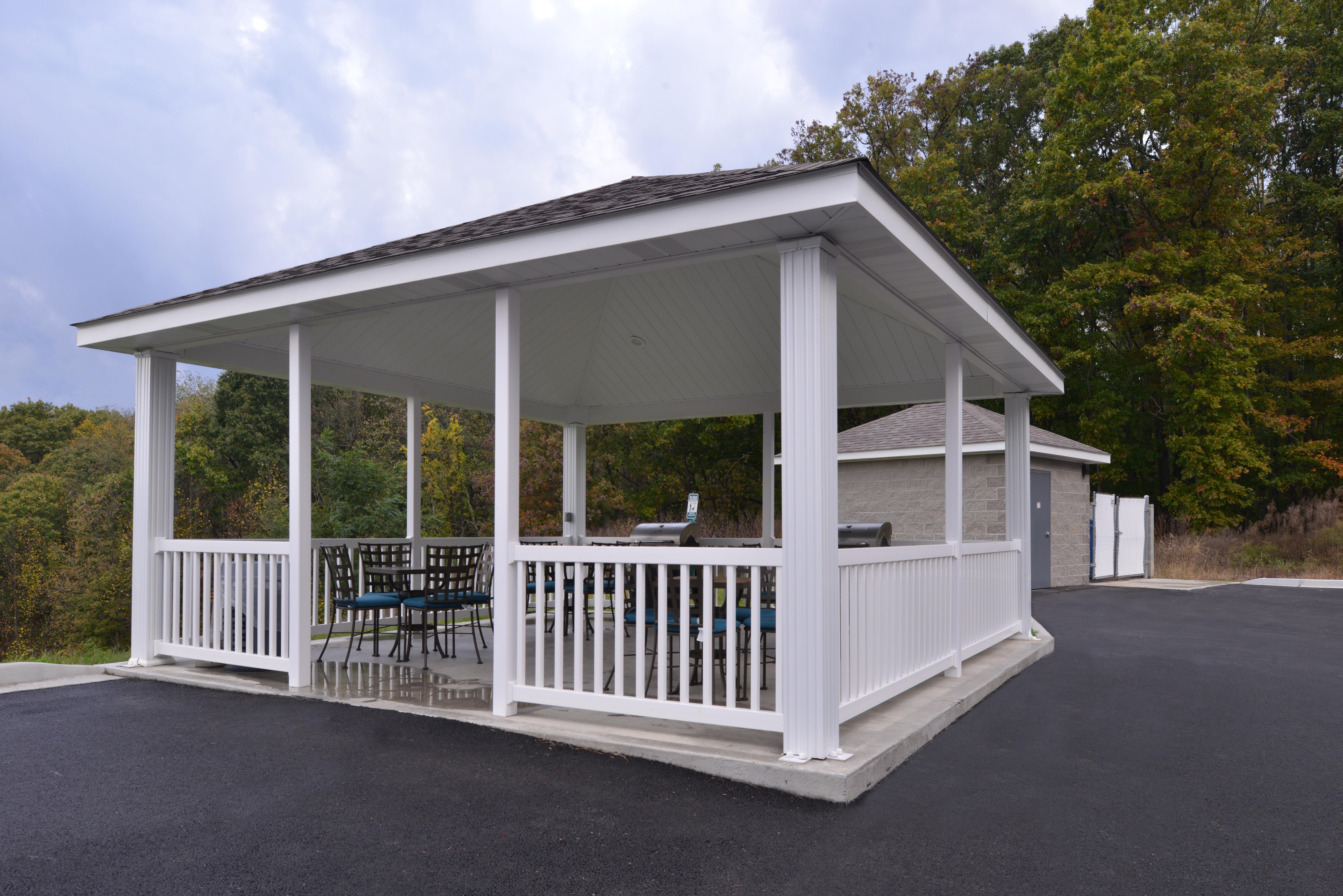 Candlewood Suites Morgantown-Univ West Virginia By Ihg Westover Экстерьер фото