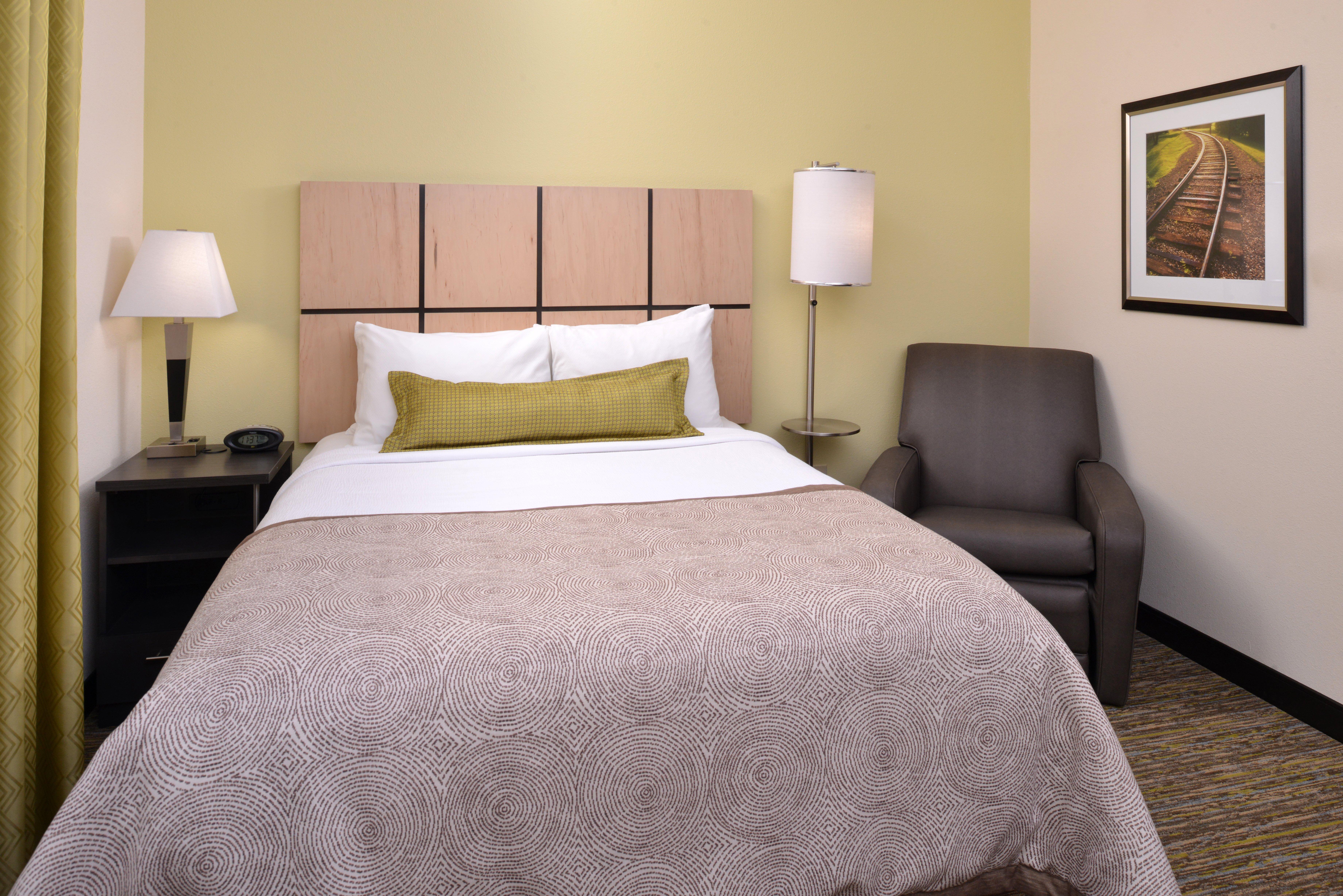 Candlewood Suites Morgantown-Univ West Virginia By Ihg Westover Экстерьер фото