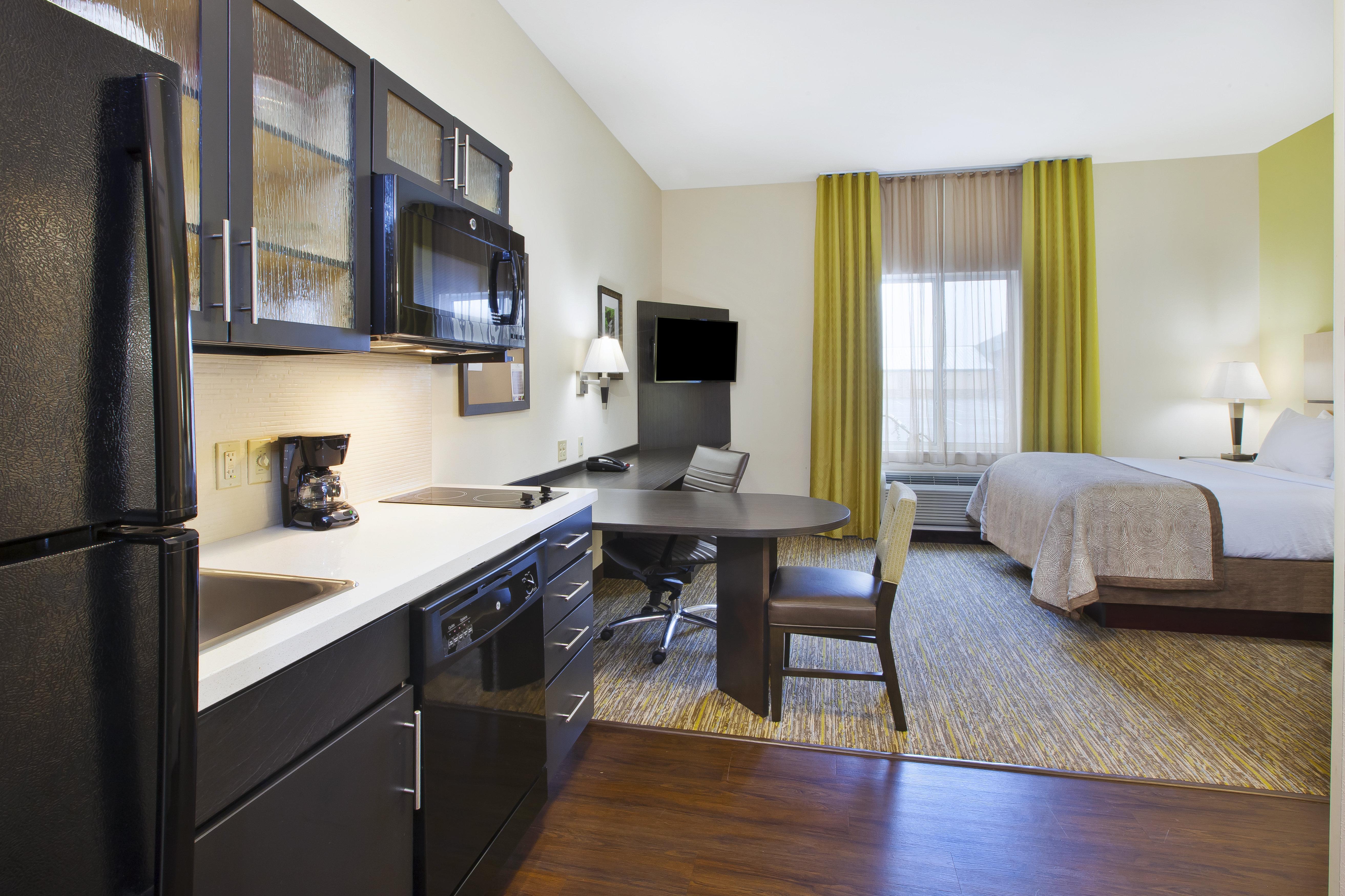 Candlewood Suites Morgantown-Univ West Virginia By Ihg Westover Экстерьер фото