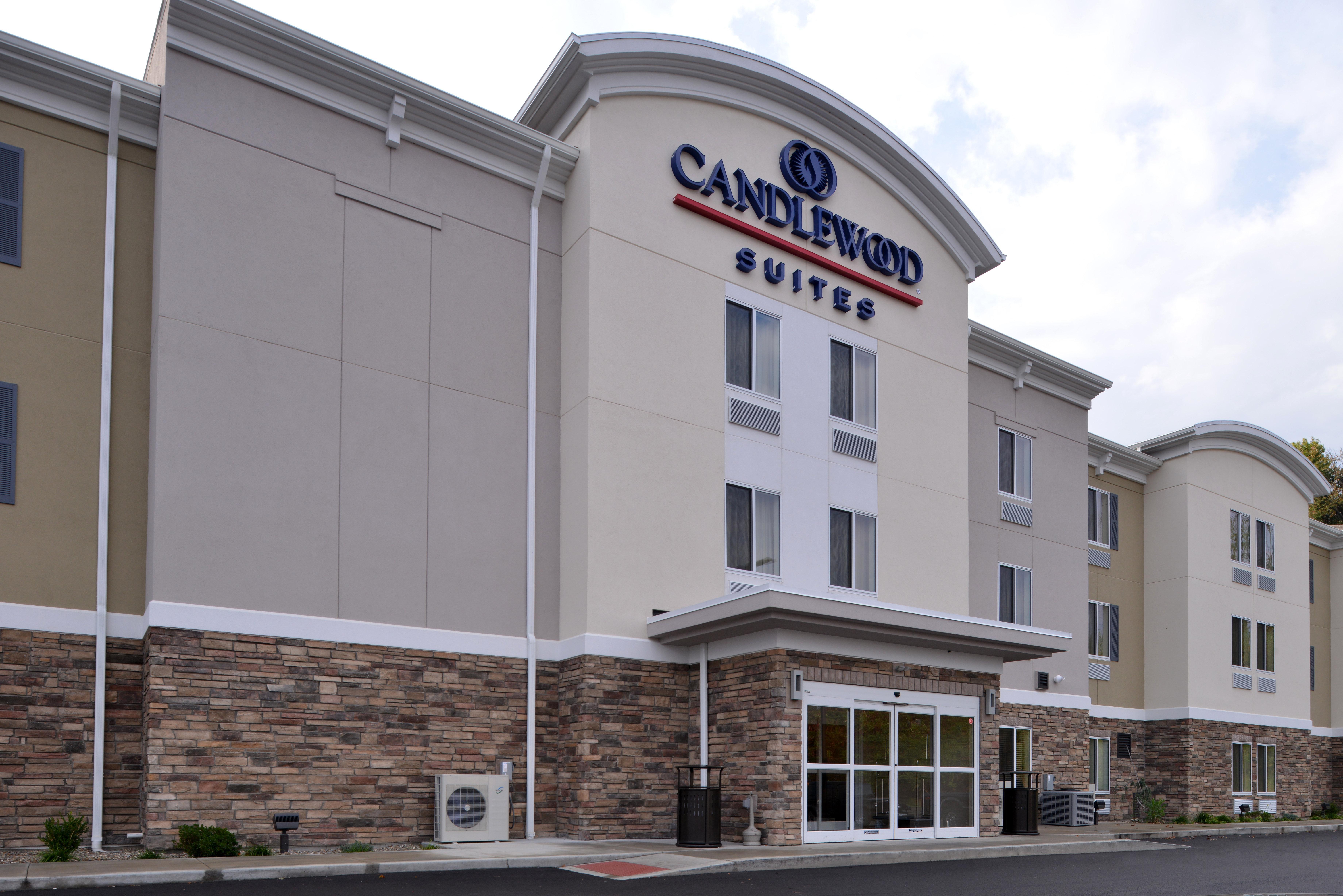 Candlewood Suites Morgantown-Univ West Virginia By Ihg Westover Экстерьер фото