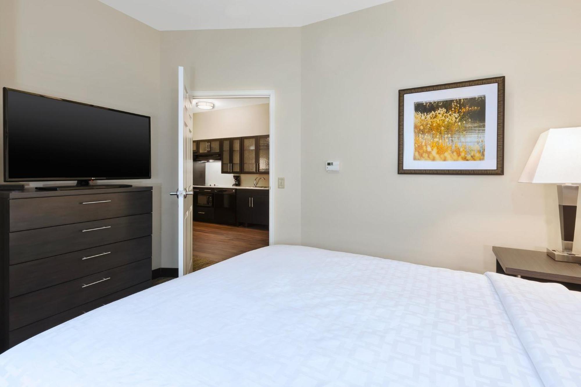 Candlewood Suites Morgantown-Univ West Virginia By Ihg Westover Экстерьер фото
